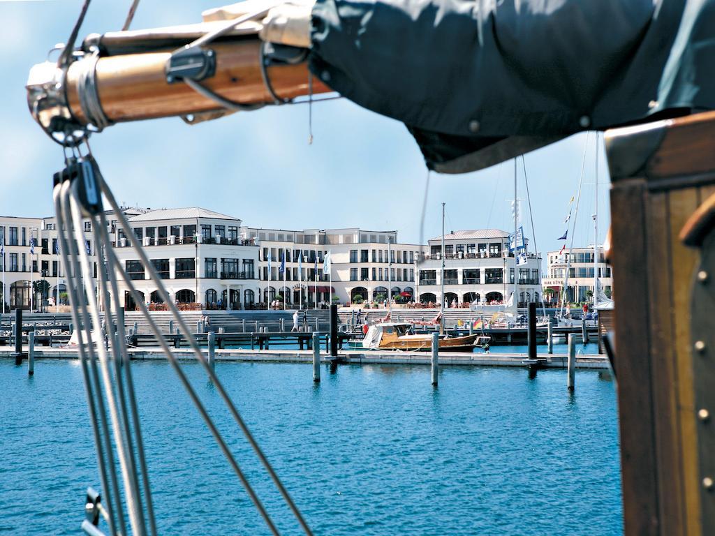מלון רוסטוק Yachthafenresidenz Hohe Duene מראה חיצוני תמונה Marina del Rey